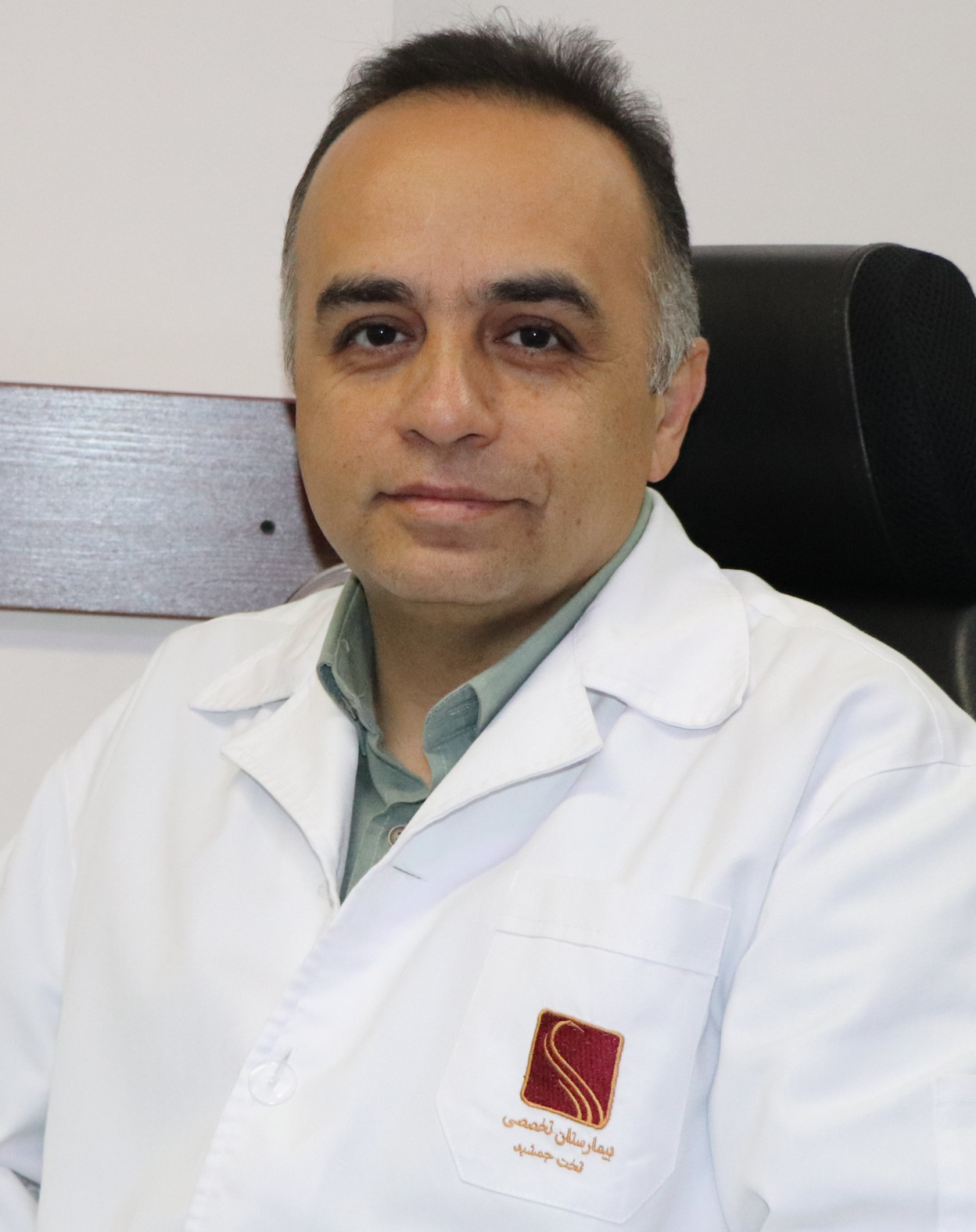 دکتر مسعود مهاجر